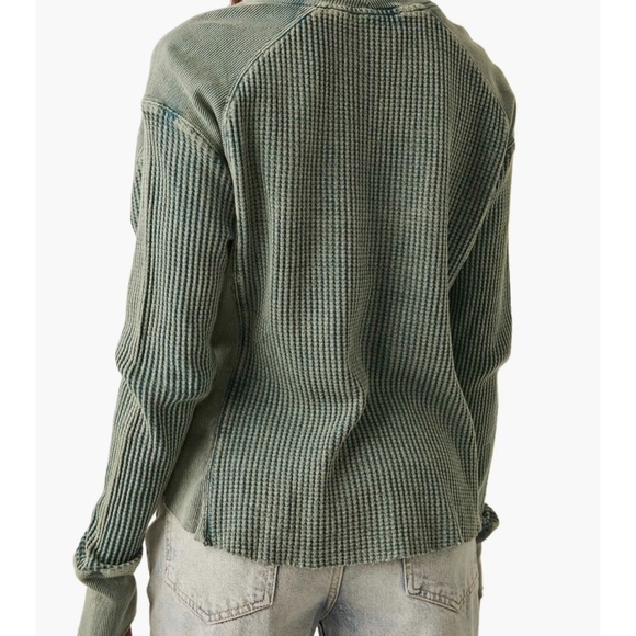 BNWT! Free People “Ashton” Thermal Half-Zip Top in Dried Pine - Picture 2 of 4